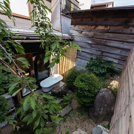 Guest House Hinata - Japanese House With Sauna And Open-Air Bath Takayama  Ngoại thất bức ảnh