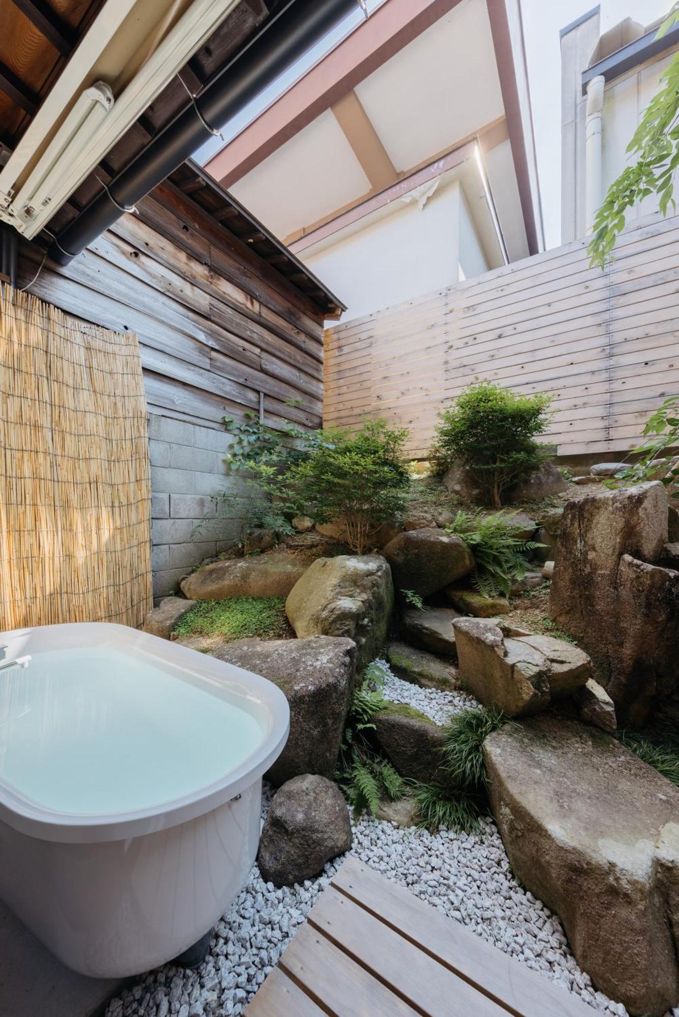 Guest House Hinata - Japanese House With Sauna And Open-Air Bath Takayama  Ngoại thất bức ảnh